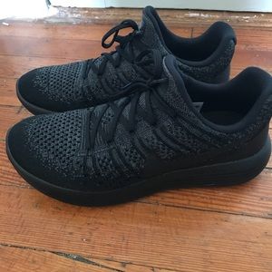 Nike Lunar Epic Sneakers